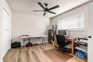 1715 Covemeadow Dr, Arlington, TX 76012 - Photo 22