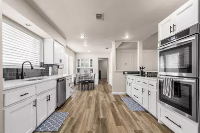 1715 Covemeadow Drive, Arlington, TX 76012 - Photo 10