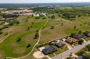 413 W Park Ave, Weatherford, TX 76086 - Photo 8