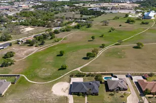 413 W Park Ave, Weatherford, TX 76086 - Photo 1