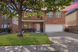 9009 Golden Sunset Trail, Fort Worth, TX 76244 - Photo 2