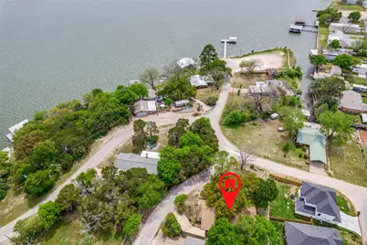 1114 Spur Trail, Granbury, TX 76049 - Photo 14