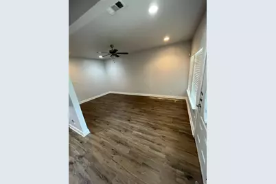 2811 Walnut Street, Greenville, TX 75401 - Photo 4