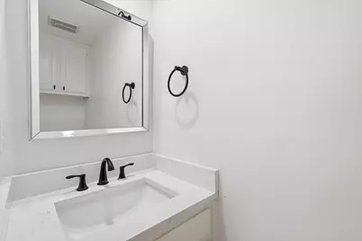 381 Arbor Lane, Euless, TX 76039 - Photo 14