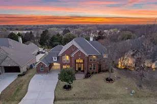 1130 Cogburn Ct, Shady Shores, TX 76208 - Photo 1
