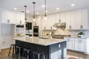 1130 Cogburn Ct, Shady Shores, TX 76208 - Photo 12