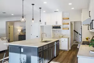 1130 Cogburn Ct, Shady Shores, TX 76208 - Photo 14