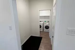 1138 Alvarado St, Cleburne, TX 76031 - Photo 4