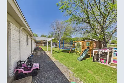 321 E Pine, Jacksboro, TX 76458 - Photo 24