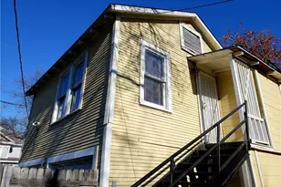 402 N Augusta, Dallas, TX 75214 - Photo 1