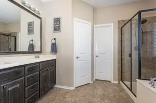 11108 Dunlavin Ct, Fort Worth, TX 76052 - Photo 8