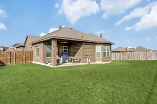 11108 Dunlavin Ct, Fort Worth, TX 76052 - Photo 12