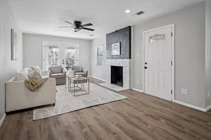 2717 El Tivoli Dr, Dallas, TX 75211 - Photo 4