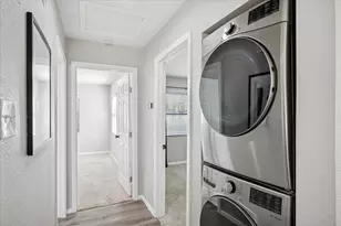 2717 El Tivoli Dr, Dallas, TX 75211 - Photo 22