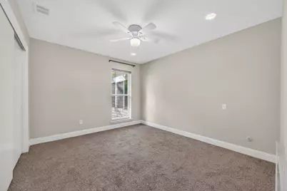 5008 Marble Falls Road, Fort Worth, TX 76103 - Photo 18