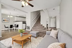 1206 Hillwood Way, Grapevine, TX 76051 - Photo 2