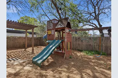 405 N Chestnut Street, McKinney, TX 75069 - Photo 32