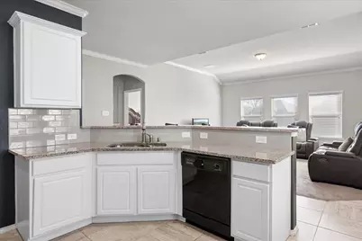 424 Eureka Court, Burleson, TX 76028 - Photo 10