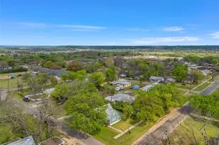 107 W Ave F, Valley Mills, TX 76689 - Photo 34