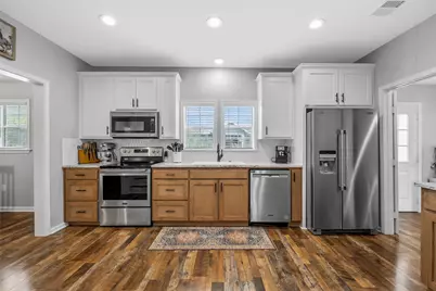 107 W Avenue F, Valley Mills, TX 76689 - Photo 6