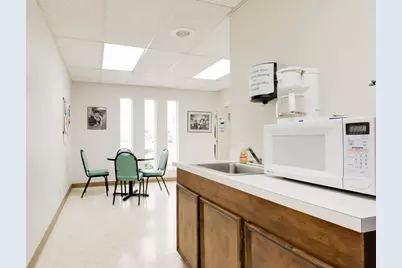 3610 W Pioneer Parkway #203, Pantego, TX 76013 - Photo 6