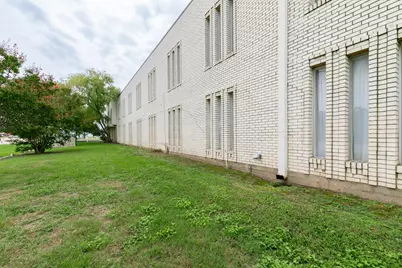 3610 W Pioneer Parkway #203, Pantego, TX 76013 - Photo 2