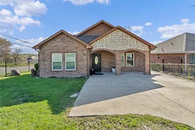 3022 Loving Avenue, Fort Worth, TX 76106 - Photo 1