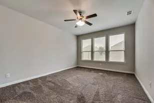 916 Dove Cv, Argyle, TX 76226 - Photo 16