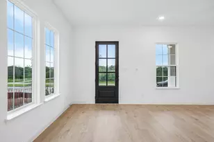 1402 Marsh Ln, Frisco, TX 75033 - Photo 4