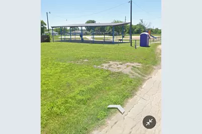 403 S Baugh Street, Alvarado, TX 76009 - Photo 2