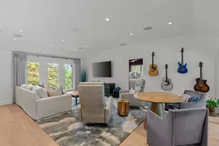 6117 Merrymount Rd, Westover Hills, TX 76107 - Photo 18