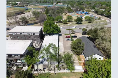 2626 Valley View Lane, Farmers Branch, TX 75234 - Photo 12