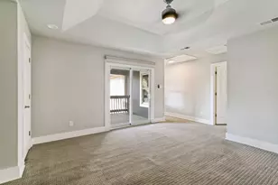 2901 Woodland Hills Dr, Grapevine, TX 76051 - Photo 18