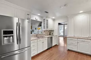 13342 Peyton Dr, Dallas, TX 75240 - Photo 10