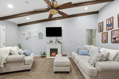 1404 Mimosa Street, Cleburne, TX 76033 - Photo 6