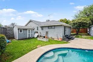 10525 Yorkford Dr, Dallas, TX 75238 - Photo 38