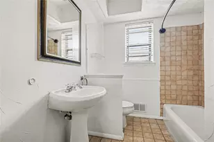 10525 Yorkford Dr, Dallas, TX 75238 - Photo 32