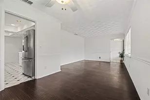 10525 Yorkford Dr, Dallas, TX 75238 - Photo 6