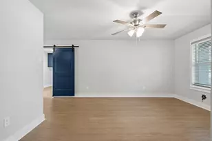 504 Burnett St, Wills Point, TX 75169 - Photo 12