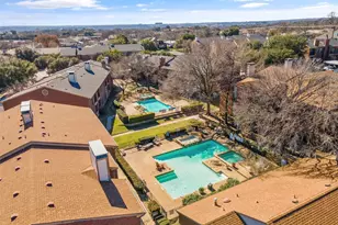 3201 Donnelly Cir, Fort Worth, TX 76107 - Photo 4