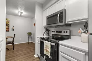 3201 Donnelly Cir, Fort Worth, TX 76107 - Photo 14