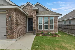 4056 Centerfire Rd, Waco, TX 76705 - Photo 2