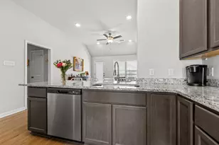 4056 Centerfire Rd, Waco, TX 76705 - Photo 6