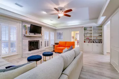 2534 Briardale Drive, Carrollton, TX 75006 - Photo 8