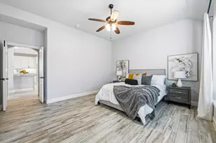 300 Ben Thomas St, Burleson, TX 76028 - Photo 20