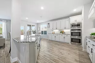 300 Ben Thomas St, Burleson, TX 76028 - Photo 14