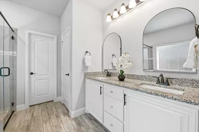 300 Ben Thomas Street, Burleson, TX 76028 - Photo 24