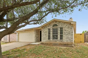 6432 Twilight Cir, Fort Worth, TX 76179 - Photo 4