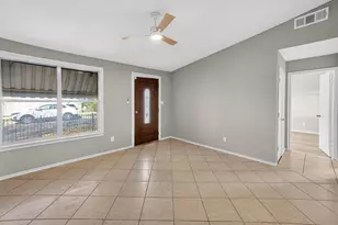 3800 E 4th St, Fort Worth, TX 76111 - Photo 2