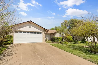 3405 Hacienda Circle, Irving, TX 75062 - Photo 2